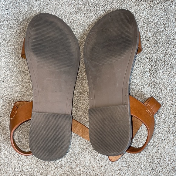 Sandals - Picture 4 of 4